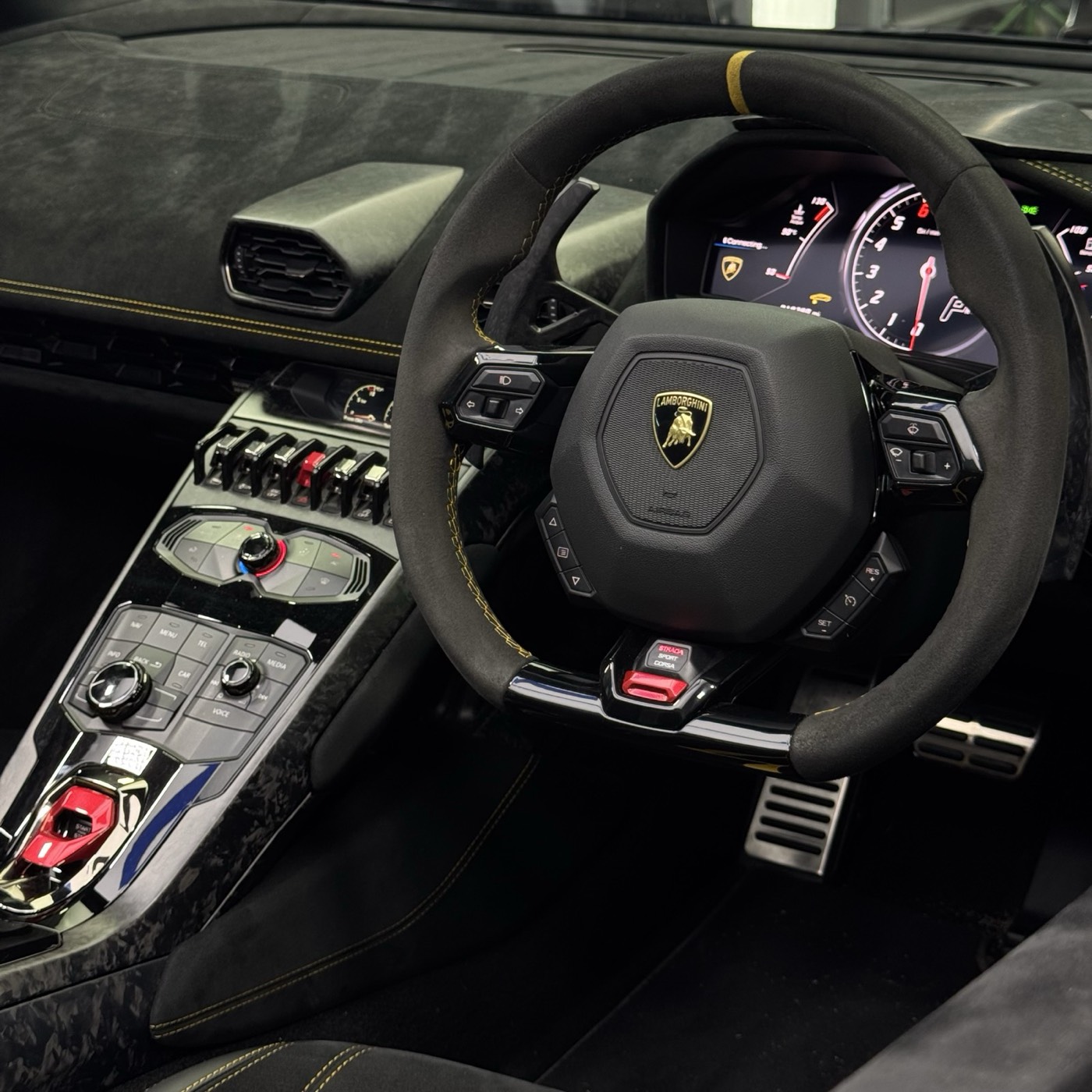 Huracan Performante Spyder — completed project